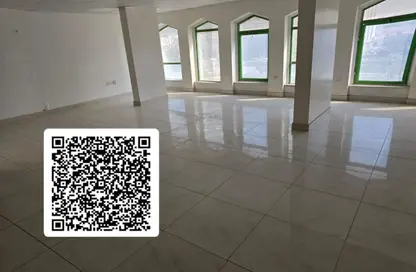 Co-working space - Studio - 1 Bathroom for rent in Al Nabaa Building - Al Naba'ah - Al Sharq - Sharjah