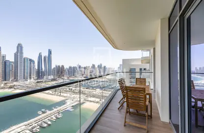 Apartment - 2 Bedrooms - 2 Bathrooms for sale in Marina Vista - EMAAR Beachfront - Dubai Harbour - Dubai