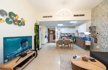 Living / Dining Room image for: Apartment - 1 Bedroom - 2 Bathrooms for sale in Azizi Shaista Residences - Al Furjan - Dubai, Image 1