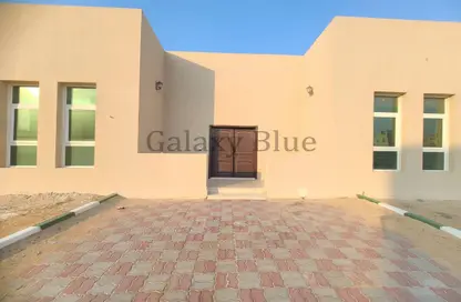Outdoor House image for: Villa - 2 Bedrooms - 3 Bathrooms for rent in Mohamed Bin Zayed City - Abu Dhabi, Image 1