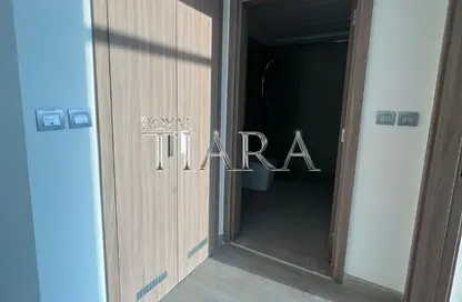 شقة - غرفة نوم - 2 حمامات للبيع في فرهاد عزيزي ريزيدنس - الجداف - دبي