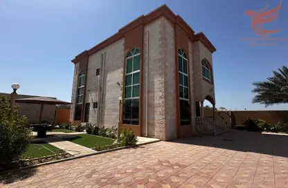 Villa - 5 Bedrooms - 6 Bathrooms for rent in Seih Al Uraibi - Ras Al Khaimah