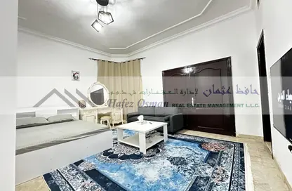 Villa - Studio - 1 Bathroom for rent in Al Mushrif - Abu Dhabi