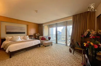 Room / Bedroom image for: Apartment - 1 Bathroom for rent in The Address Dubai Mall - Downtown Dubai - Dubai, Image 1