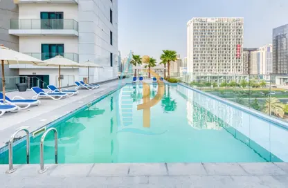 Apartment - 1 Bedroom - 2 Bathrooms for sale in SOL Bay - Business Bay - Dubai