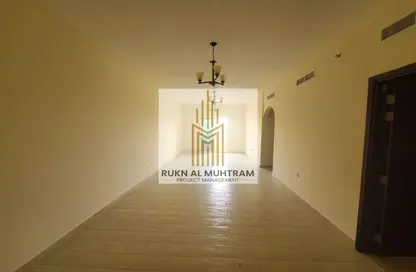 Apartment - 2 Bedrooms - 2 Bathrooms for rent in Muwailih Building - Muwaileh - Sharjah