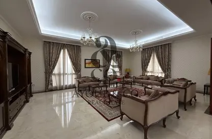 فيلا - 7 غرف نوم - 8 حمامات للبيع في المحيصنة 1 - المحيصنة - دبي فيلا - 7 غرف نوم - 8 حمامات للبيع في المحيصنة 1 - المحيصنة - دبي