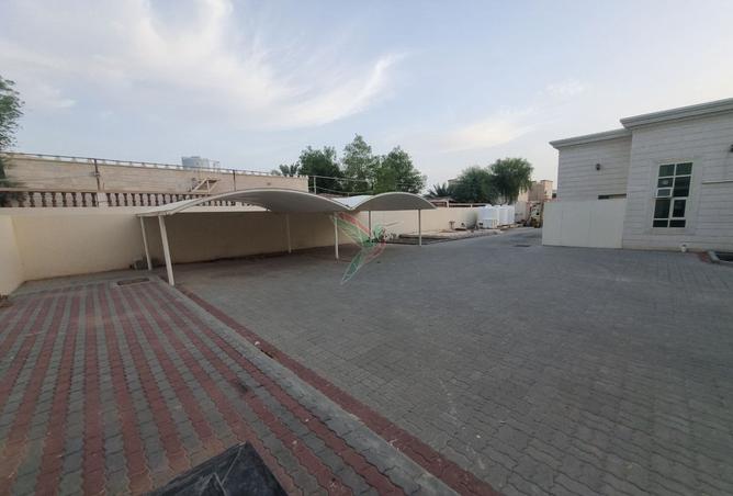 15168801 - Property Image 2
