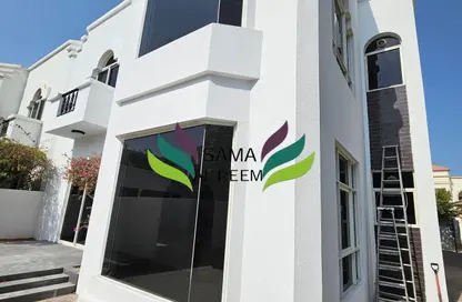 فيلا - 4 غرف نوم - 5 حمامات للايجار في فلل جميرا 3 - جميرا 3 - الجميرا - دبي