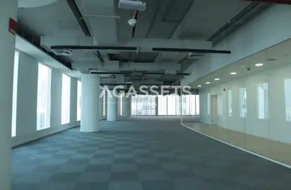 Half Floor - Studio for rent in The Bay Gate - Business Bay - Dubai