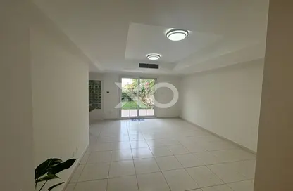 Villa - 2 Bedrooms - 3 Bathrooms for rent in Springs 4 - The Springs - Dubai