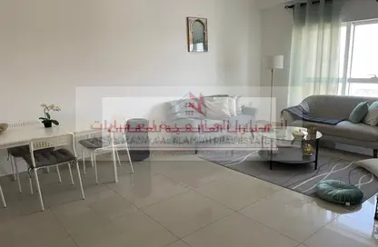 Apartment - 1 Bedroom - 2 Bathrooms for rent in Manazil Tower 5 - Al Taawun Street - Al Taawun - Sharjah