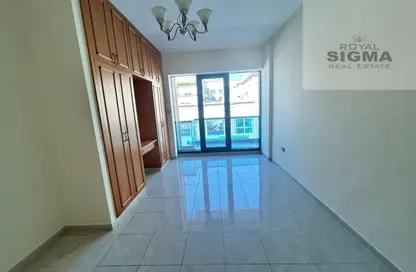 Apartment - 3 Bedrooms - 3 Bathrooms for rent in Oud Metha Building - Oud Metha - Bur Dubai - Dubai