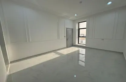 Apartment - 3 Bedrooms - 3 Bathrooms for rent in Madinat Al Riyad - Abu Dhabi