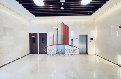 Apartment - 2 Bedrooms - 4 Bathrooms for rent in Bida Bin Ammar - Asharej - Al Ain