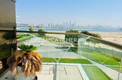 Apartment - 1 Bedroom - 2 Bathrooms for sale in The 8 - The Crescent - Palm Jumeirah - Dubai