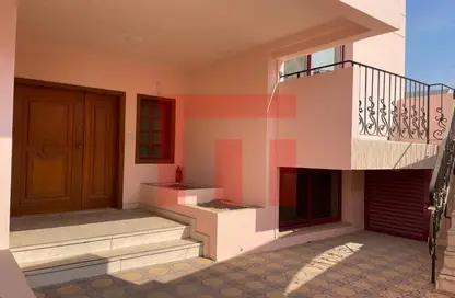 Villa - 6 Bedrooms - 7 Bathrooms for rent in Khalidiya Village - Al Khalidiya - Abu Dhabi