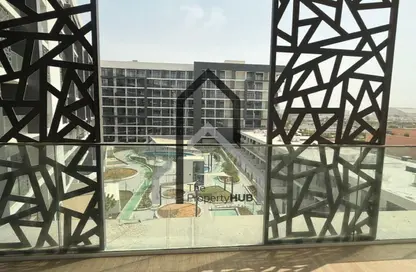 Apartment - 3 Bedrooms - 3 Bathrooms for rent in The Gate - Masdar City - Abu Dhabi