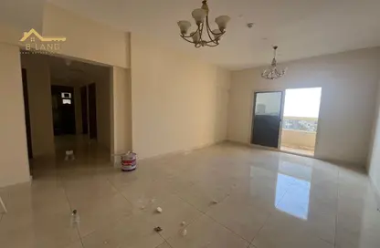 شقة - 2 غرف نوم - 2 حمامات للايجار في المجاز 3 - المجاز - الشارقة