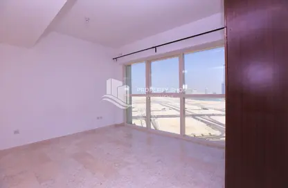 Empty Room image for: Apartment - 2 Bedrooms - 3 Bathrooms for rent in Marina Heights 2 - Marina Square - Al Reem Island - Abu Dhabi, Image 1