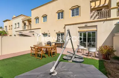 Villa - 2 Bedrooms - 3 Bathrooms for rent in Springs 8 - The Springs - Dubai