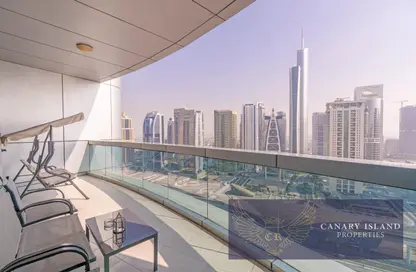 Pool image for: Apartment - 4 Bedrooms - 5 Bathrooms for rent in Horizon Tower - Dubai Marina - Dubai, Image 1