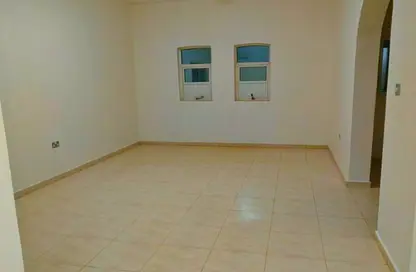 Apartment - 2 Bedrooms - 2 Bathrooms for rent in Baniyas - Abu Dhabi