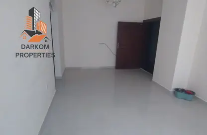 شقة - غرفة نوم - 2 حمامات للايجار في مساكن كورنيش عجمان - طريق كورنيش عجمان - عجمان