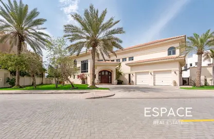 Villa - 5 Bedrooms - 7 Bathrooms for sale in Signature Villas Frond P - Signature Villas - Palm Jumeirah - Dubai
