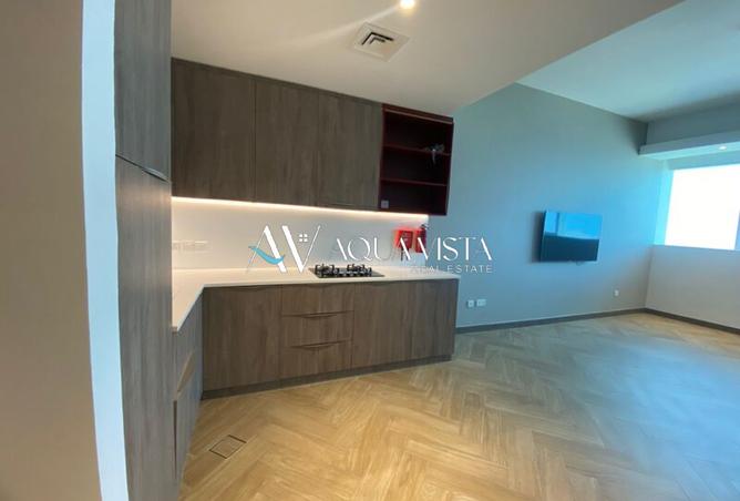 13941001 - Property Image 3