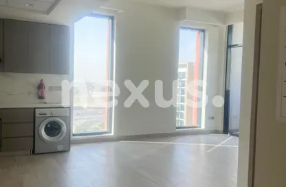 Apartment - 3 Bedrooms - 2 Bathrooms for rent in Azizi Riviera 36 - Meydan One - Meydan - Dubai