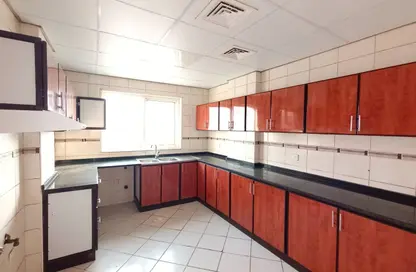 شقة - 2 غرف نوم - 3 حمامات للايجار في بناية مويليح 3 - مويلح - الشارقة