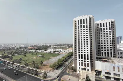 Apartment - 3 Bedrooms - 4 Bathrooms for rent in Al Dana Tower - Danet Abu Dhabi - Abu Dhabi