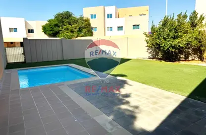 فيلا - 5 غرف نوم - 6 حمامات للبيع في طراز معاصر - فيلات الريف - مشروع الريف - أبوظبي