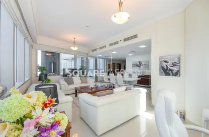 Apartment - 2 Bedrooms - 3 Bathrooms for rent in Ocean Heights - Dubai Marina - Dubai