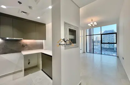Apartment - 1 Bedroom - 2 Bathrooms for rent in Sama Al Jaddaf - Al Jaddaf - Dubai