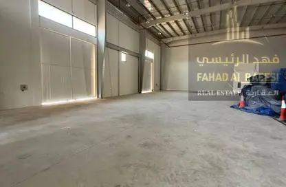 مستودع - استوديو - 1 حمام للايجار في أم الثعوب - أم القيوين