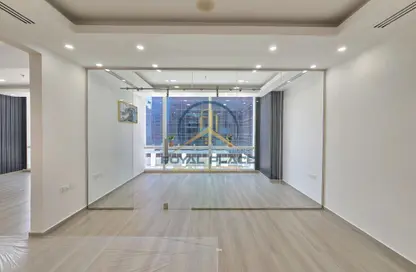 Office Space - Studio - 2 Bathrooms for rent in Tamani Art Tower - Business Bay - Dubai