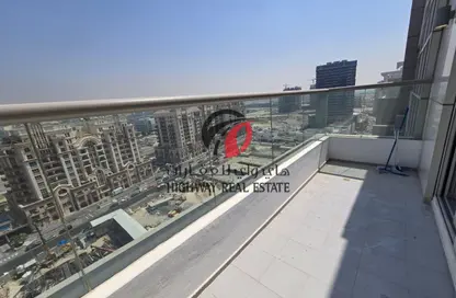 شقة - 2 غرف نوم - 3 حمامات للايجار في مرتفعات الصقر - مدينة دبي الرياضية - دبي