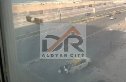 Apartment - 2 Bedrooms - 1 Bathroom for rent in Ajman Corniche Residences - Ajman Corniche Road - Ajman