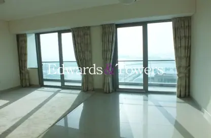 Apartment - 3 Bedrooms - 5 Bathrooms for rent in Ocean Heights - Dubai Marina - Dubai