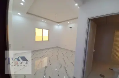 Empty Room image for: Villa - 4 Bedrooms - 6 Bathrooms for sale in Ajman Global City - Al Alia - Ajman, Image 1