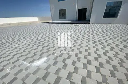 Villa - 6 Bedrooms for rent in Al Shawamekh - Abu Dhabi