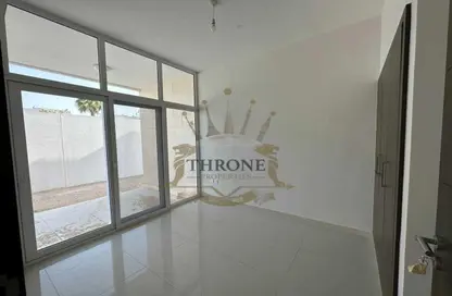 Townhouse - 3 Bedrooms - 3 Bathrooms for sale in Victoria 2 - Damac Hills 2 - Dubai