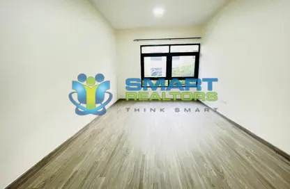 Apartment - 3 Bedrooms - 2 Bathrooms for rent in Al Ghaf 4 - Al Ghaf - Greens - Dubai