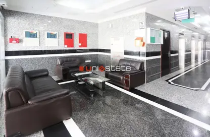 Living Room image for: Office Space - Studio - 1 Bathroom for rent in Union Tower - Al Seer - Ras Al Khaimah, Image 1