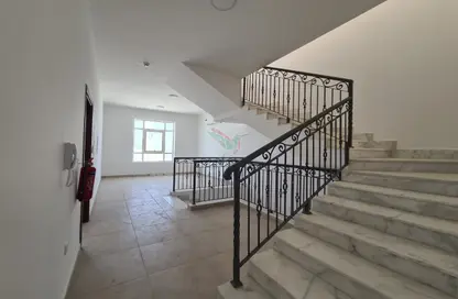 Duplex - 4 Bedrooms - 6 Bathrooms for rent in Al Qattarah - Al Ain