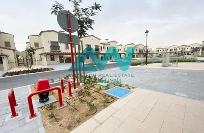 تاون هاوس - 3 غرف نوم - 4 حمامات للايجار في بلوم ليفينج - مدينة زايد (مدينة خليفة ج) - مدينة خليفة - أبوظبي
