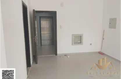 شقة - غرفة نوم - 2 حمامات للايجار في الجرف 3 - الجرف - عجمان وسط المدينة - عجمان