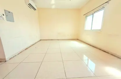 Apartment - Studio - 1 Bathroom for rent in Fire Station Road - Muwaileh - Sharjah